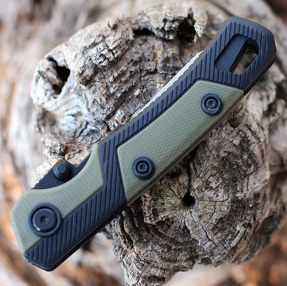 Kershaw 1891 RBK 2 highlighting the green and black rubberized high-traction handle and thumb stud.