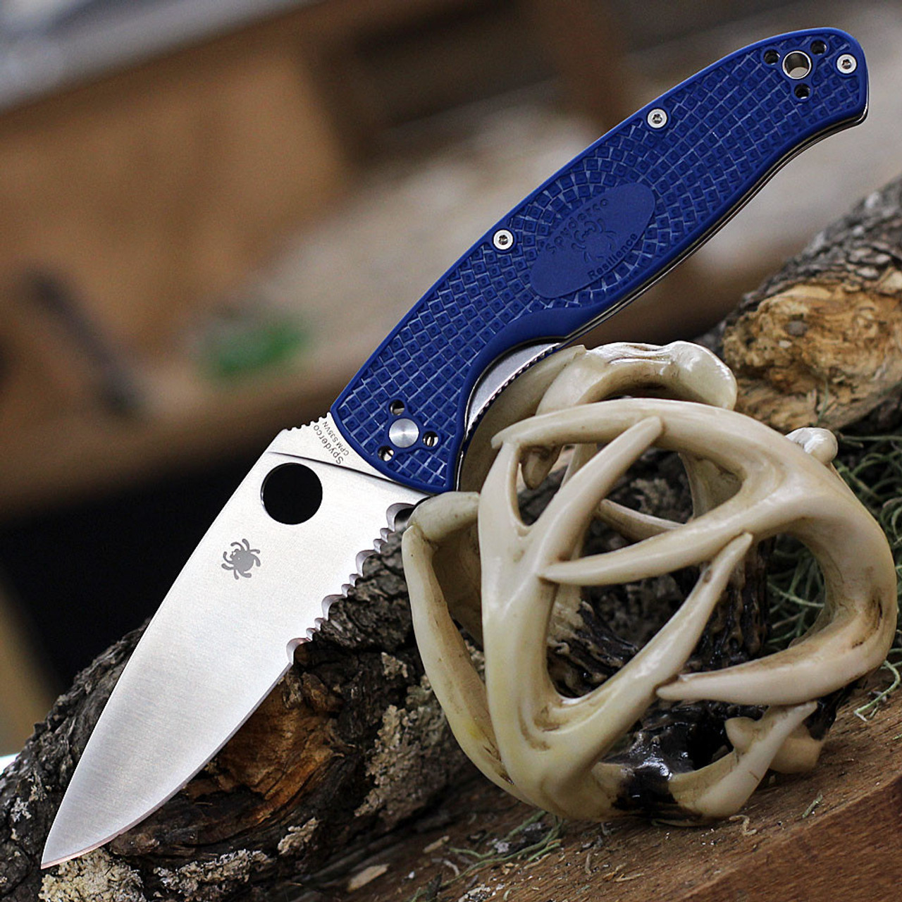 Spyderco Resilience Lightweight - Blue FRN (4.25" CPM-S35VN Satin ComboEdge) C142PSBL