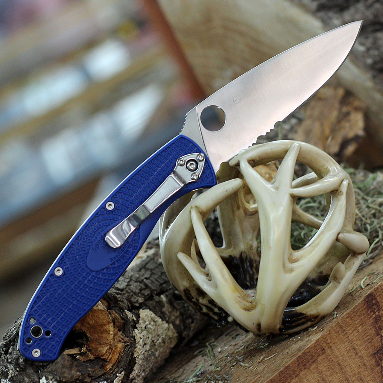 Spyderco Resilience Lightweight - Blue FRN (4.25" CPM-S35VN Satin ComboEdge) C142PSBL