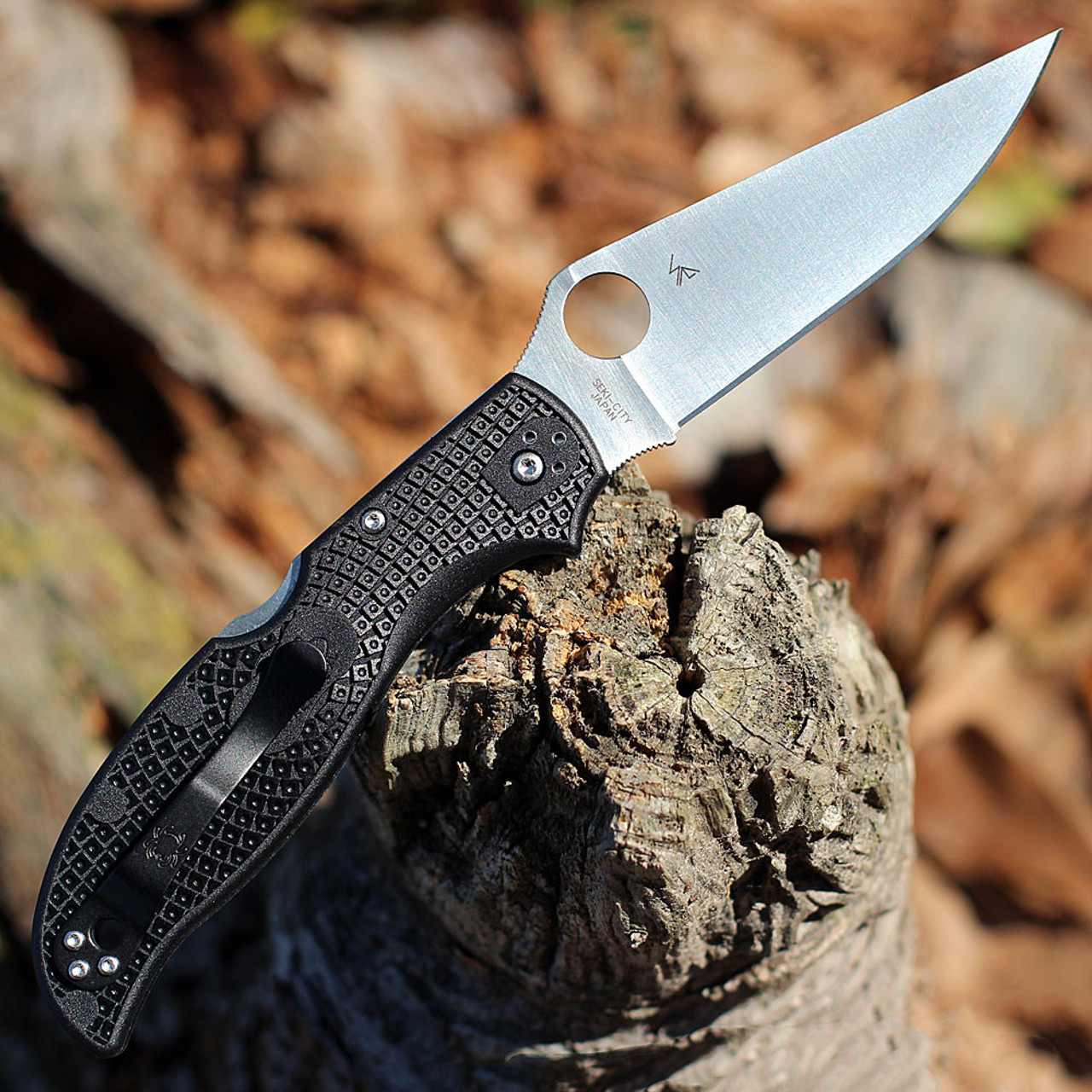 Spyderco Stretch 2 XL Lightweight ( C258PBK )-3.92" VG-10 Satin Plain Blade, Black FRN Handle