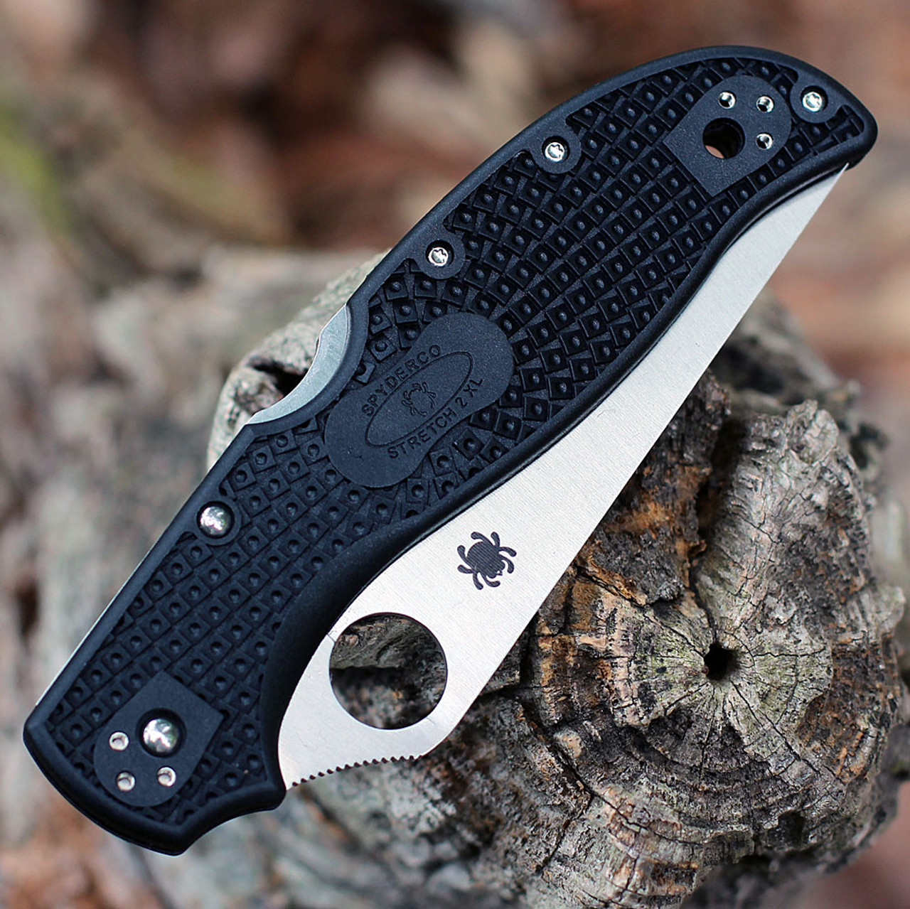 Spyderco Stretch 2 XL Lightweight (C258PSBK) - 3.92" VG-10 Satin Part Sarrated Blade, Black FRN Handle