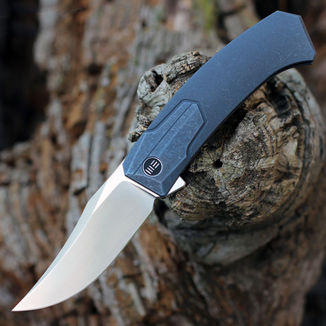 WE Knife Shudden Flipper( WE210152) - 3.48" Satin Finished Trailing Point CPM 20CV Plain Blade, Blue Titanium Handle