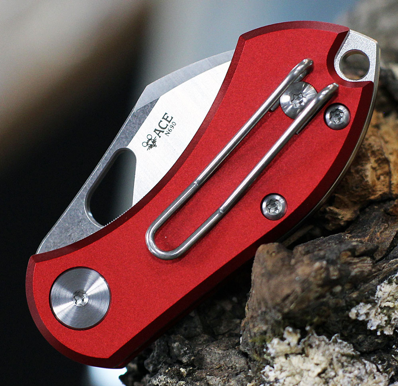 GiantMouse ACE Nibbler (NIBBLER-ALU-RED) - 2.00in N690 Satin Plain Blade, Red Aluminum Handle