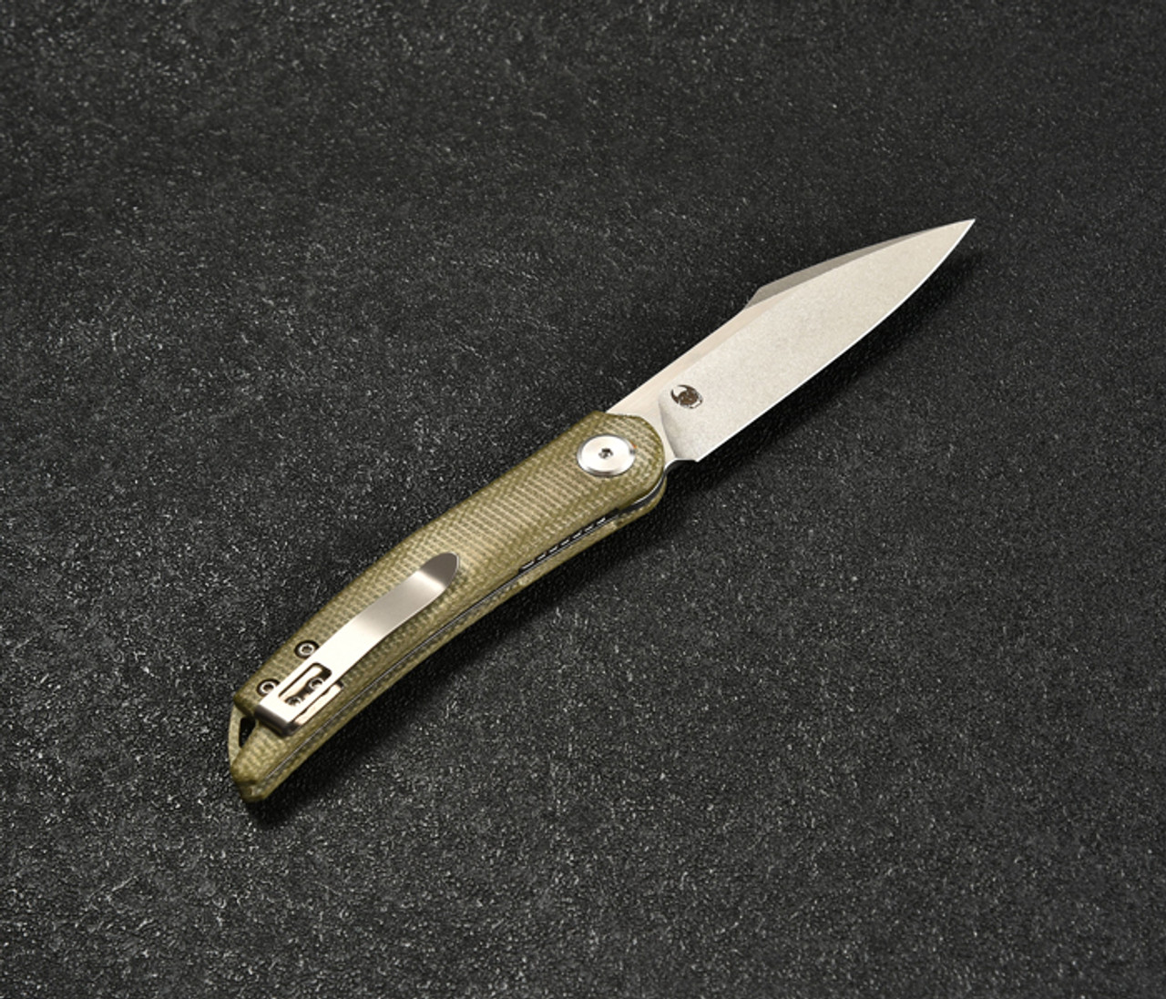 CMB Kisame Folding Knife (CMB03G) 3.14 in Stonewash K110, Green Micarta Handle