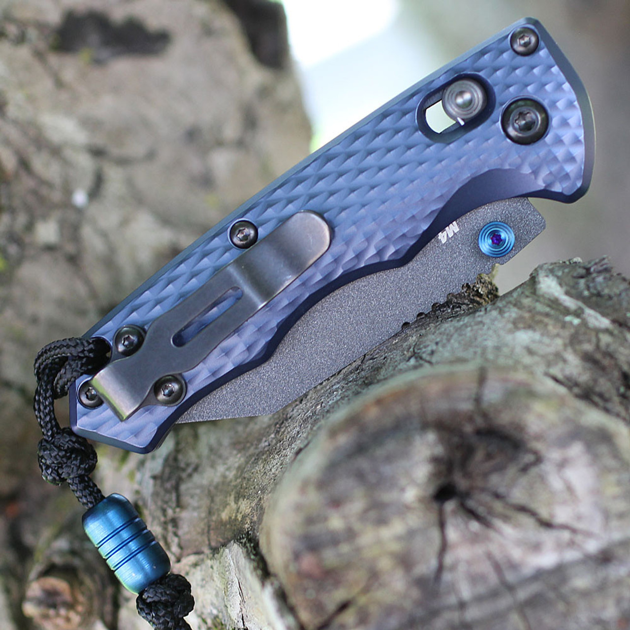 Benchmade compact tactical EDC knife 5.94 inches overall length 290BK