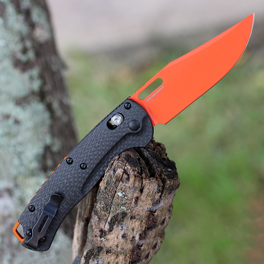 Benchmade Taggedout | 15535OR-01 | Knifeworks