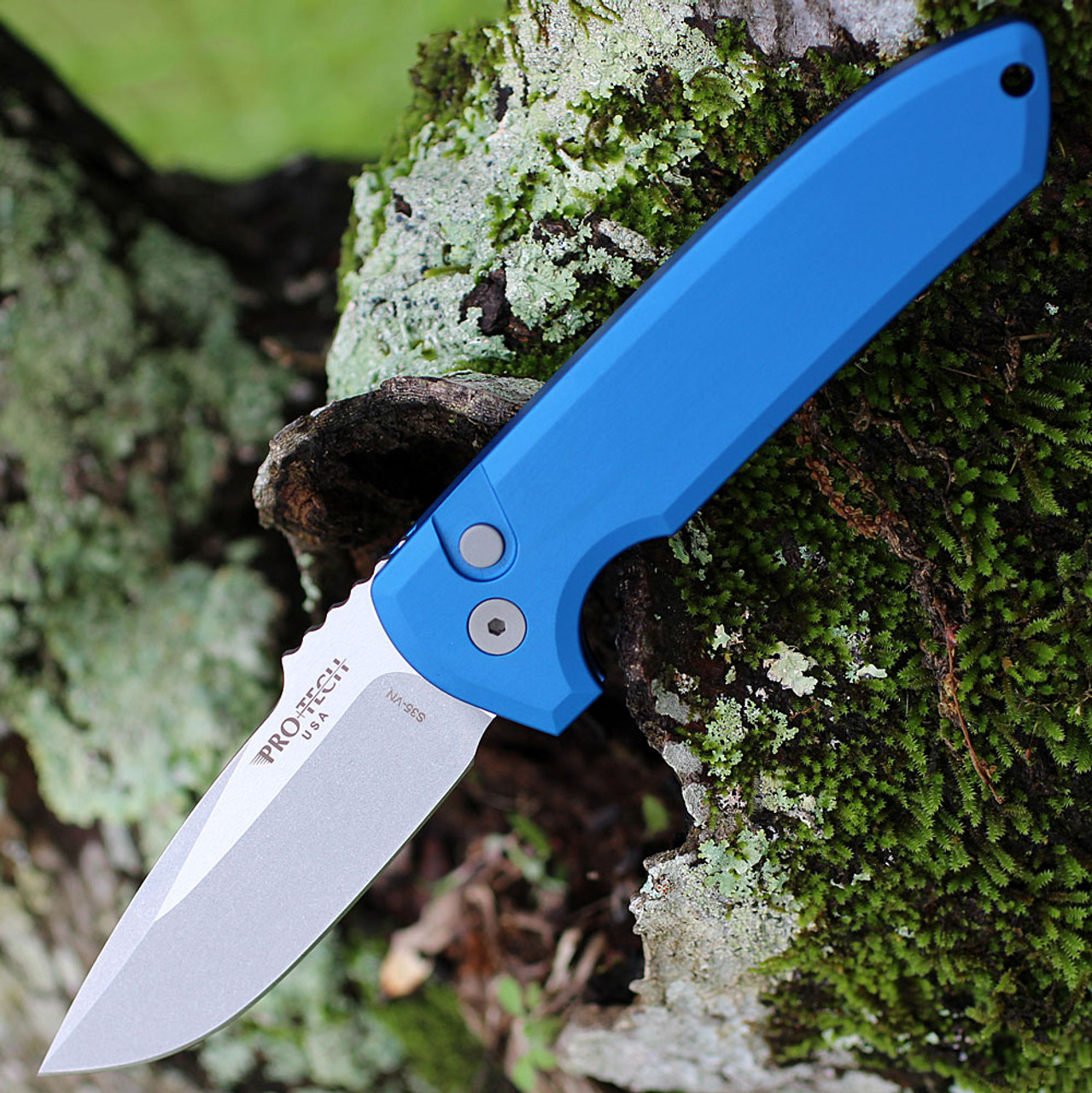 Pro-Tech Les George Rockeye Automatic Knife (LG301-BLUE) - 3.4" CPM-S35VN Stonewash Drop Point Plain Blade, Blue Aluminum Handle