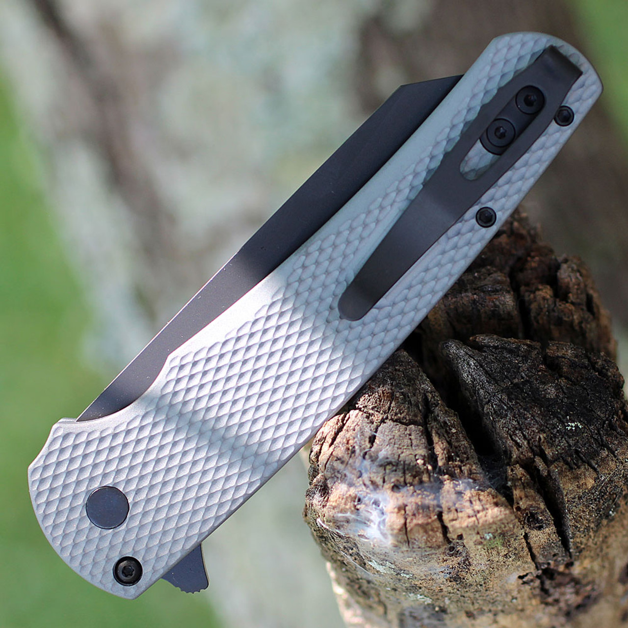 Pro-Tech Malibu Button Lock (5206-Grey)) - 3.5" DLC Black CPM-20CV Reverse Tanto Blade, Grey Textured Aluminum Handle