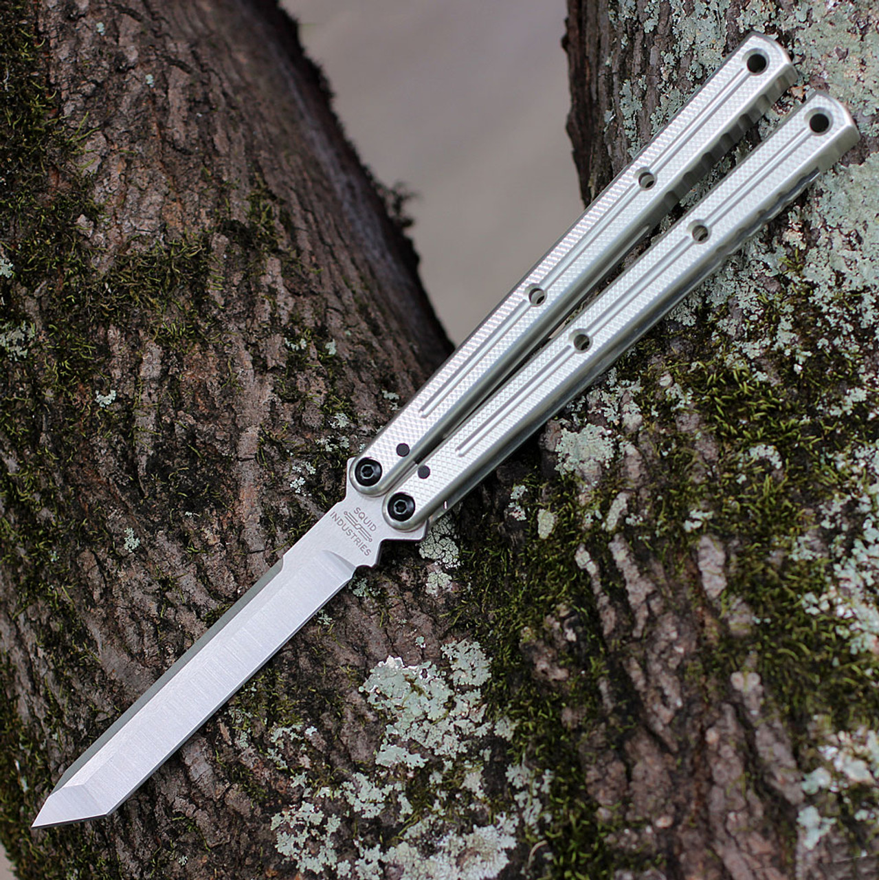 Squid Industries Krake Raken V3 (KrakeRakenV3SilTanto) 4.50" AEB-L Satin Tanto Plain Blade, Silver Aluminum Handle