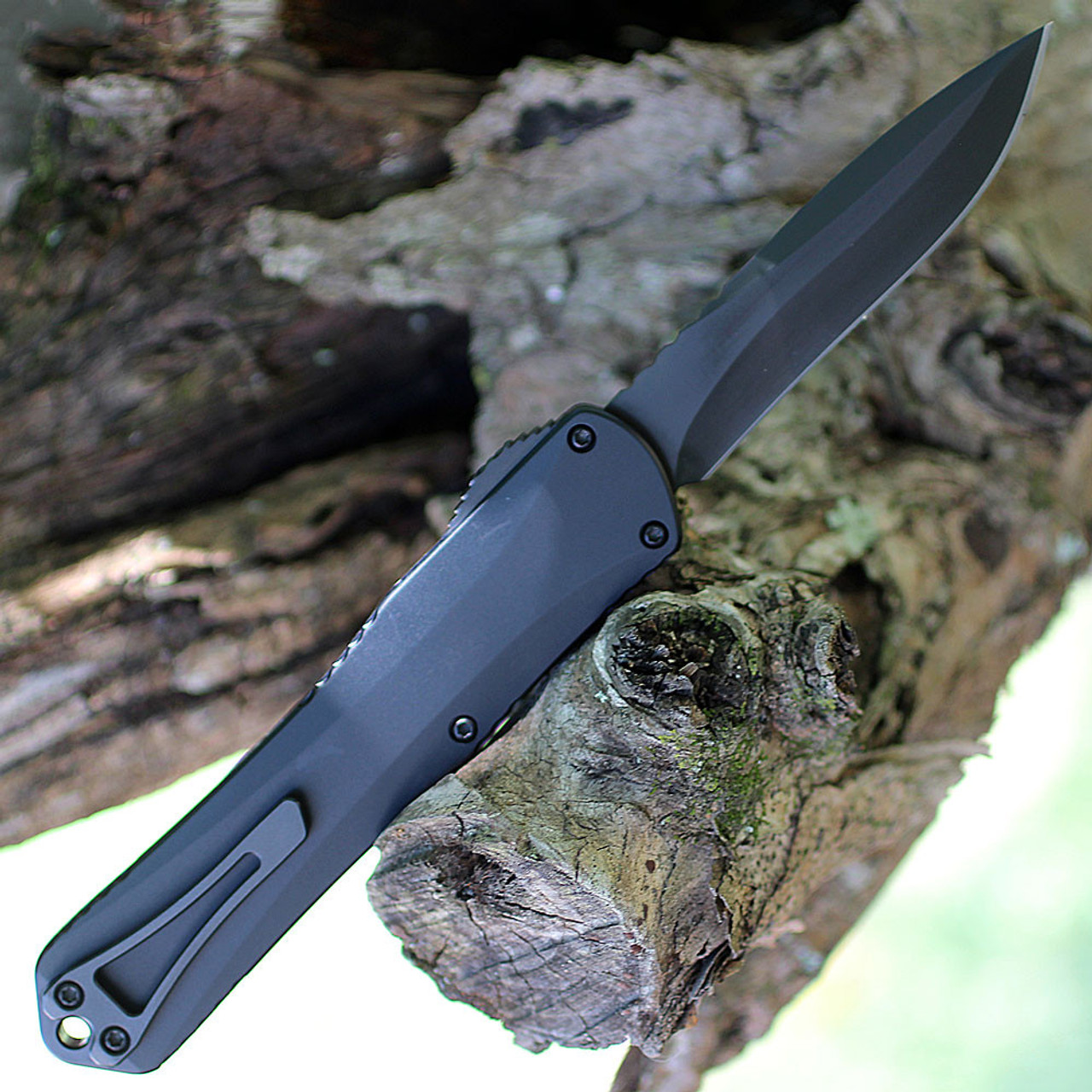 Heretic Manticore X OTF Automatic (H033-6A-T) - 3.7" Black DLC CPM-MagnaCut Plain Recurve Blade, Black Chassis Anodized Aluminum/Standard Hardware, Ambi Clip