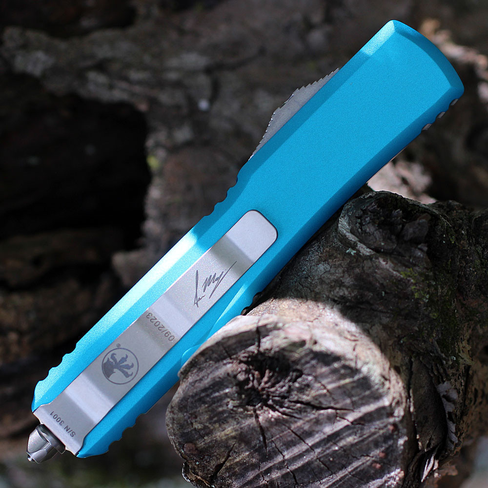 Microtech Ultratech Hellhound SS (MCT11910TQS) 3.375" Premium Steel Stonewashed Tanto Plain Blade, Teal Aluminum Handle