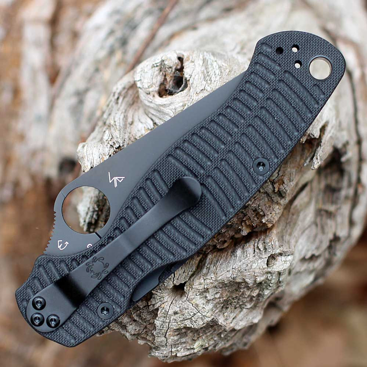 Spyderco Para Military 2 Salt (C81GMCBKP2) - 3.45" Black DLC CPM-MagnaCut Plain Blade, Caribbean Bi-Directional Texture G-10 Handle