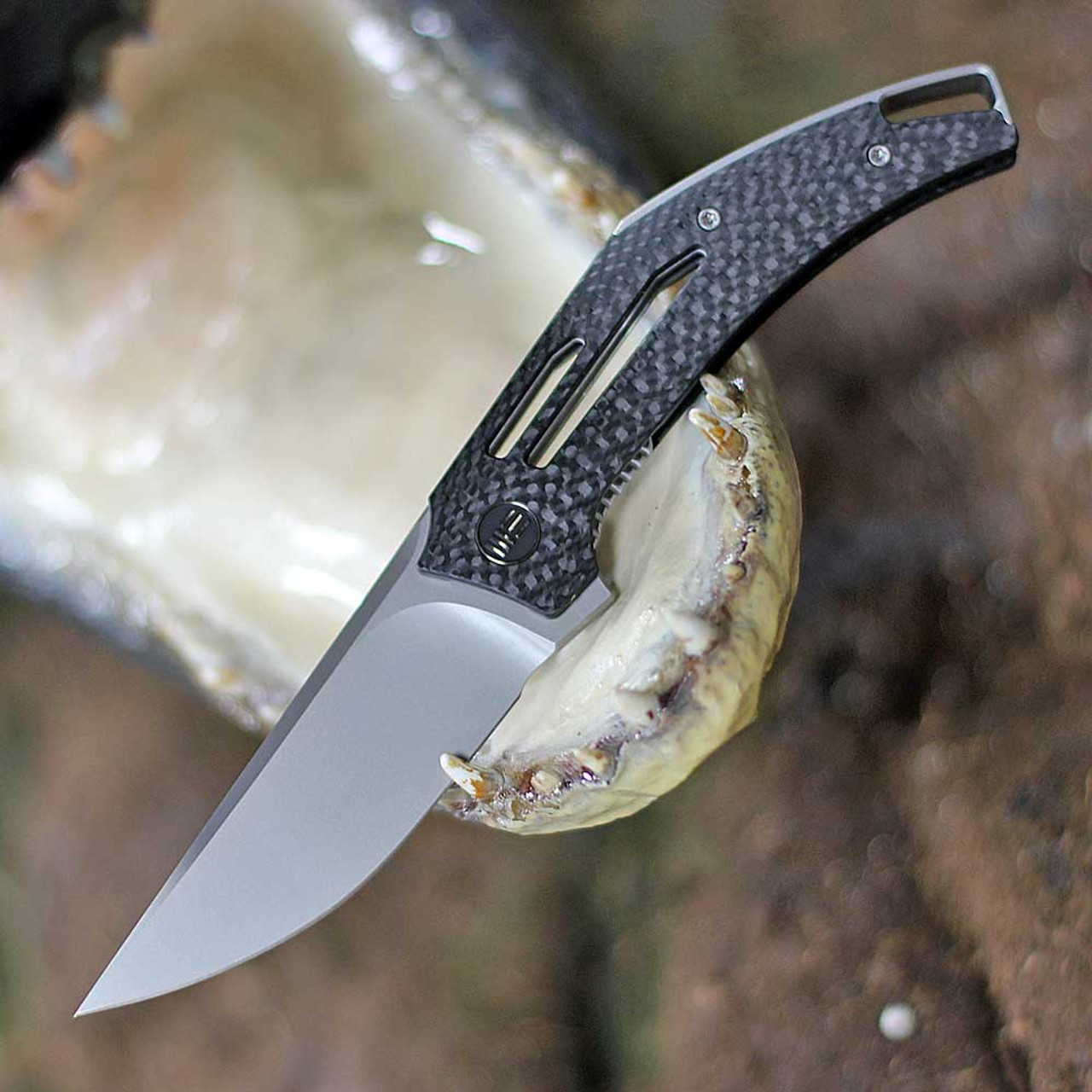WE Knife Speedliner Flipper Knife (WE22045B-1) - 3.39" Bead Blasted CPM 20CV Blade, Twill Carbon Fiber Handle