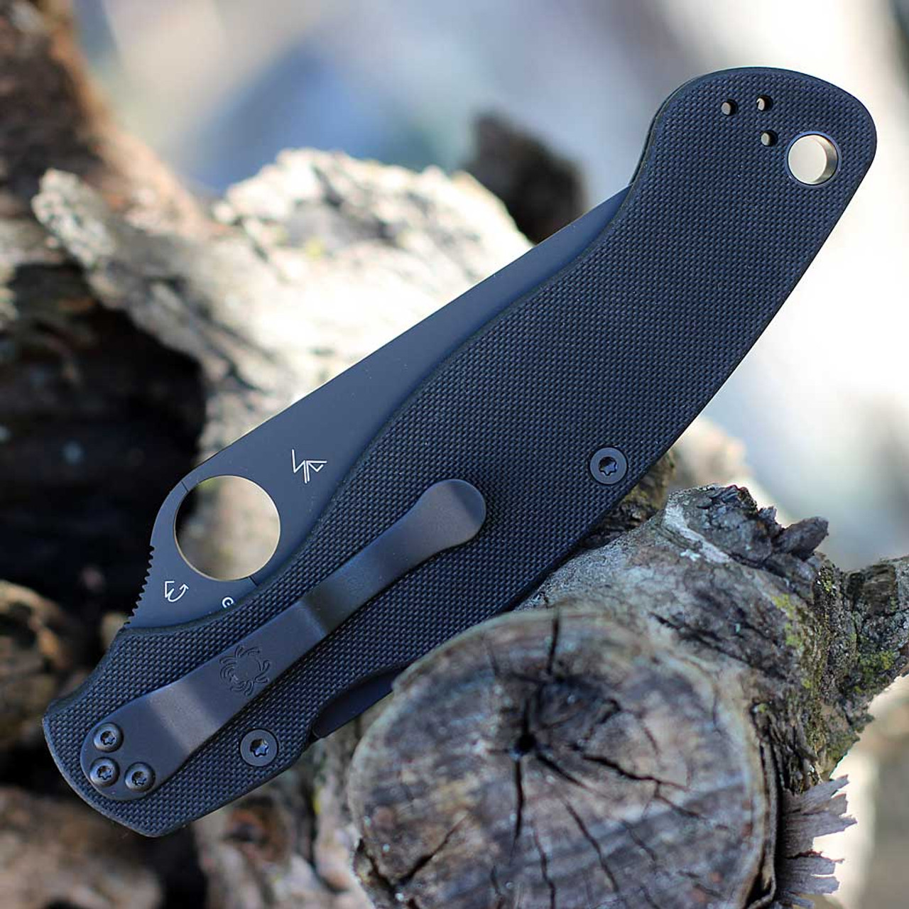 Spyderco Military 2 (C36GPBK2) - 4.0in DLC Black CPM-S30V Clip Point Plain Blade, Black Peel-ply G10 Handle