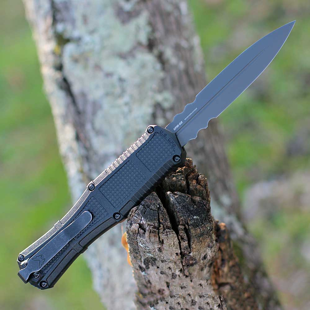 Benchmade 3370SGY Claymore OTF - 3.89 Smoke Gray CPM-D2 Double Edge Partial Serrated Blade, Black Grivory Handle