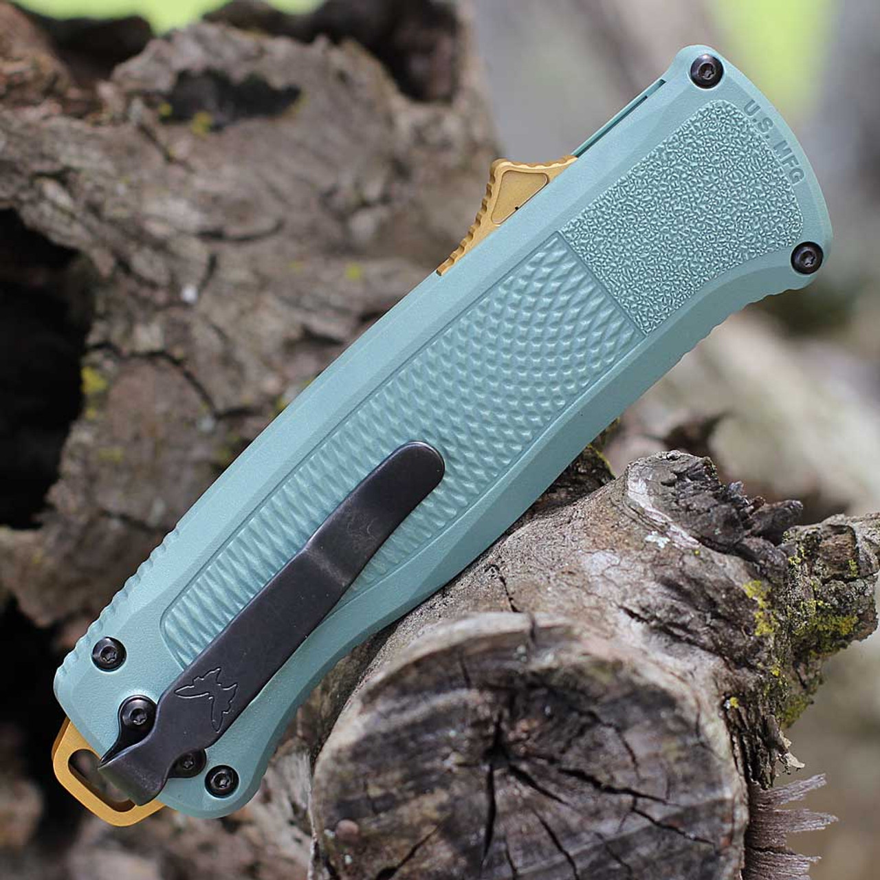 Benchmade Shootout OTF Automatic (5370-07) - 3.51" Black DLC CPM-CruWear Tanto Plain Blade, Sage Green Grivory Handle