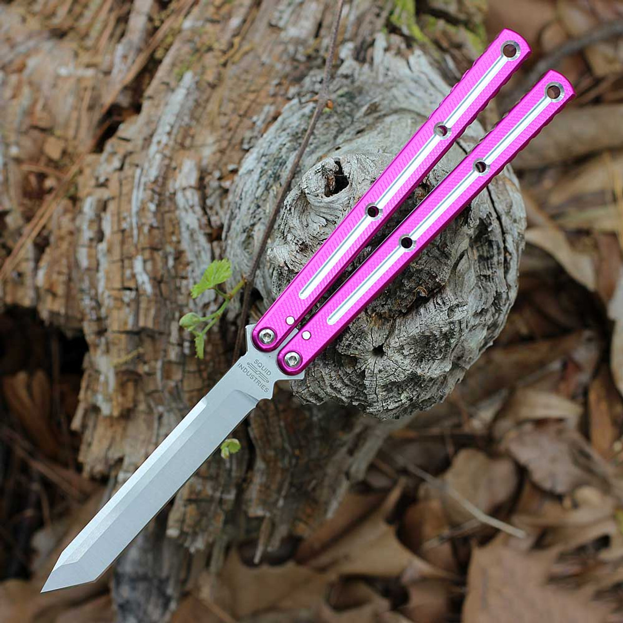 Squid Industries Krake Raken V3 (KrakeRakenV3DTMagBow) 4.50" AEB-L Satin Tanto Plain Blade, Dual Tone Silver and Magenta Aluminum Handle