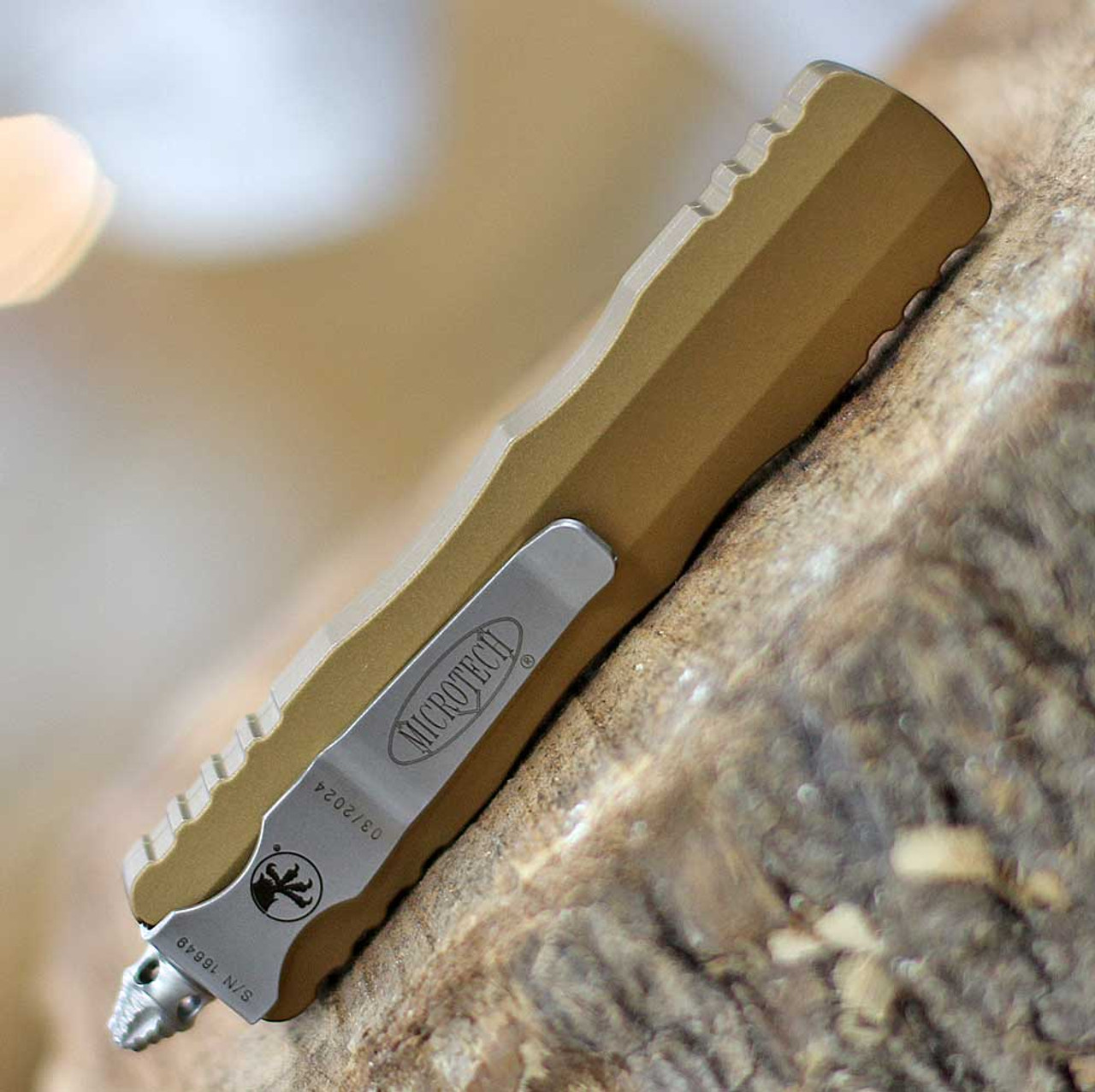 Microtech Dirac D/E OTF (MCT22510TA) 2.875" Stonewashed Double Edged Dagger Plain Blade, Tan Aluminum Handle