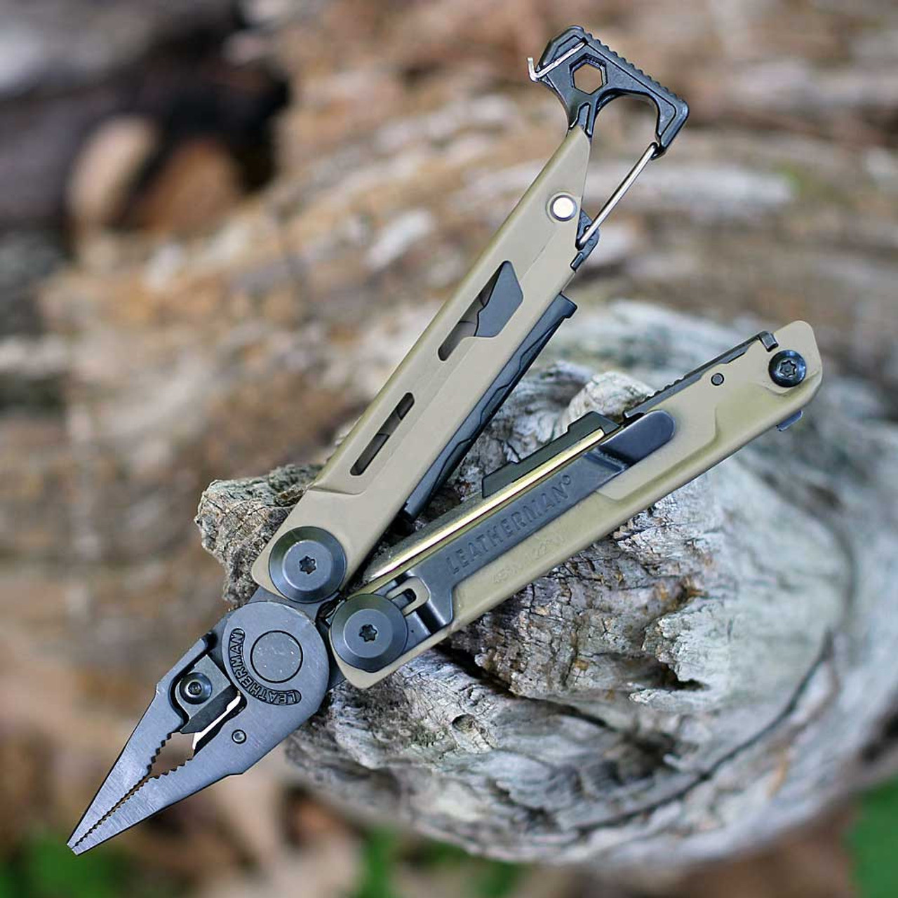 LEATHERMAN(レザーマン) マルチツール SIGNAL Coyote Signal | Coyote Tan | Leatherman Tool Group – Manready