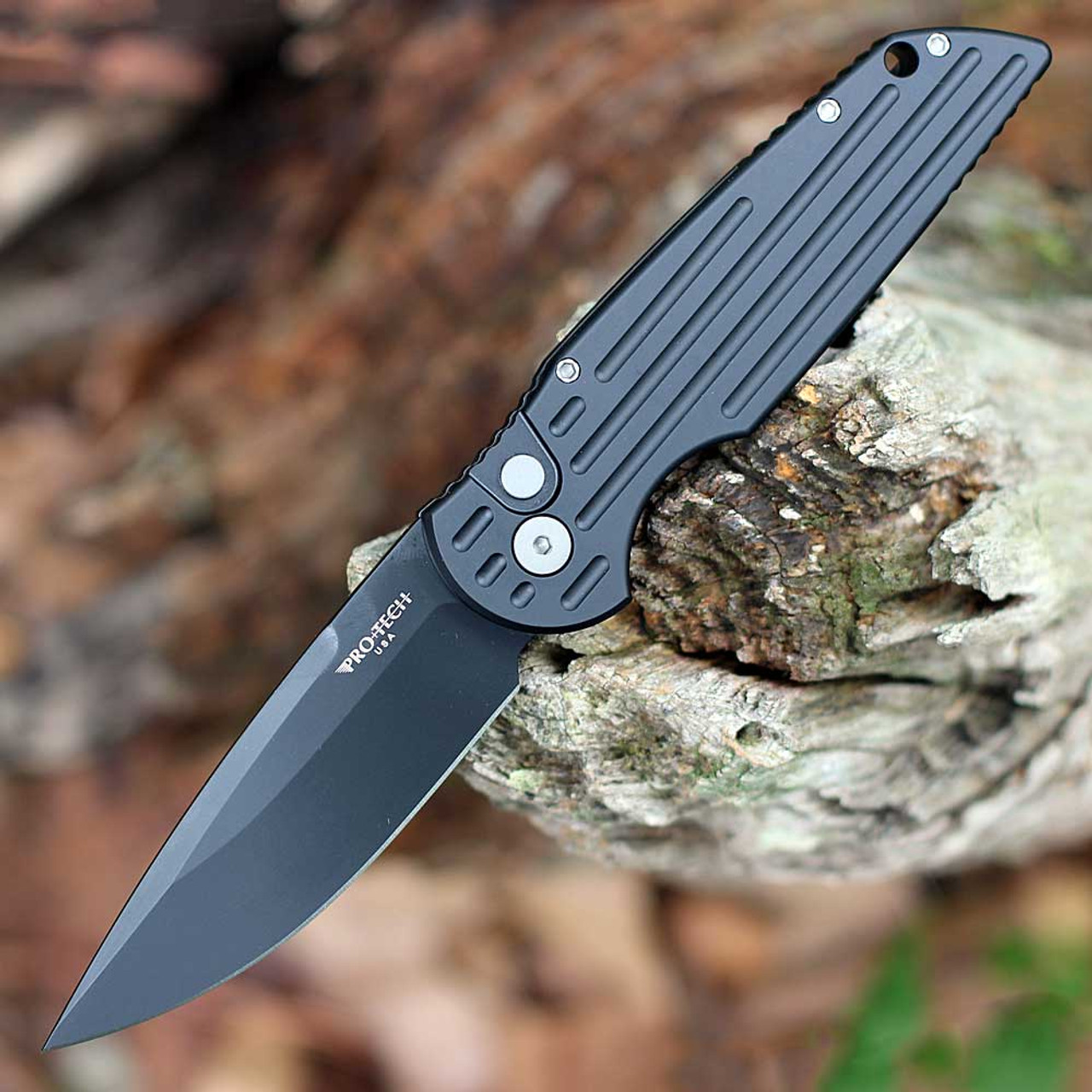 Pro-Tech Tactical Response 3 (TR-3 BT MC) 3.5" MagnaCut Black Clip Point Plain Blade, Black Grooved Aluminum Handle, Blasted Hardware, Black Clip