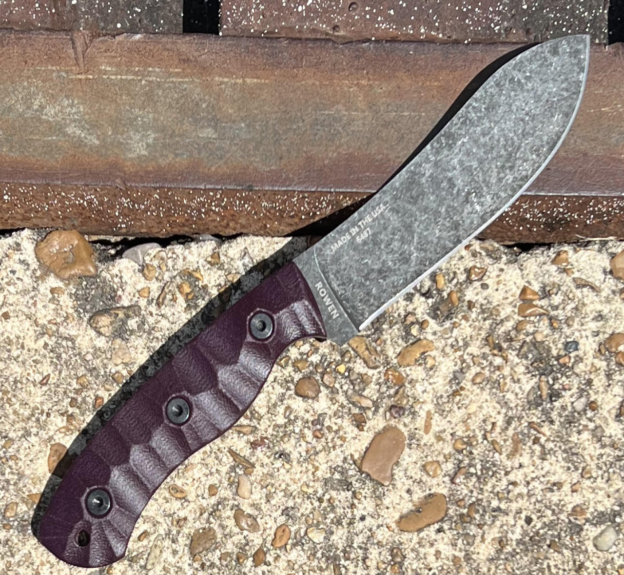 ESEE JG5 (ESEE-JG5-LM) 4.875" 1095 Stonewashed Black Oxide Nessmuk Plain Blade, Burgundy Linen Micarta Handle, Brown Leather Sheath