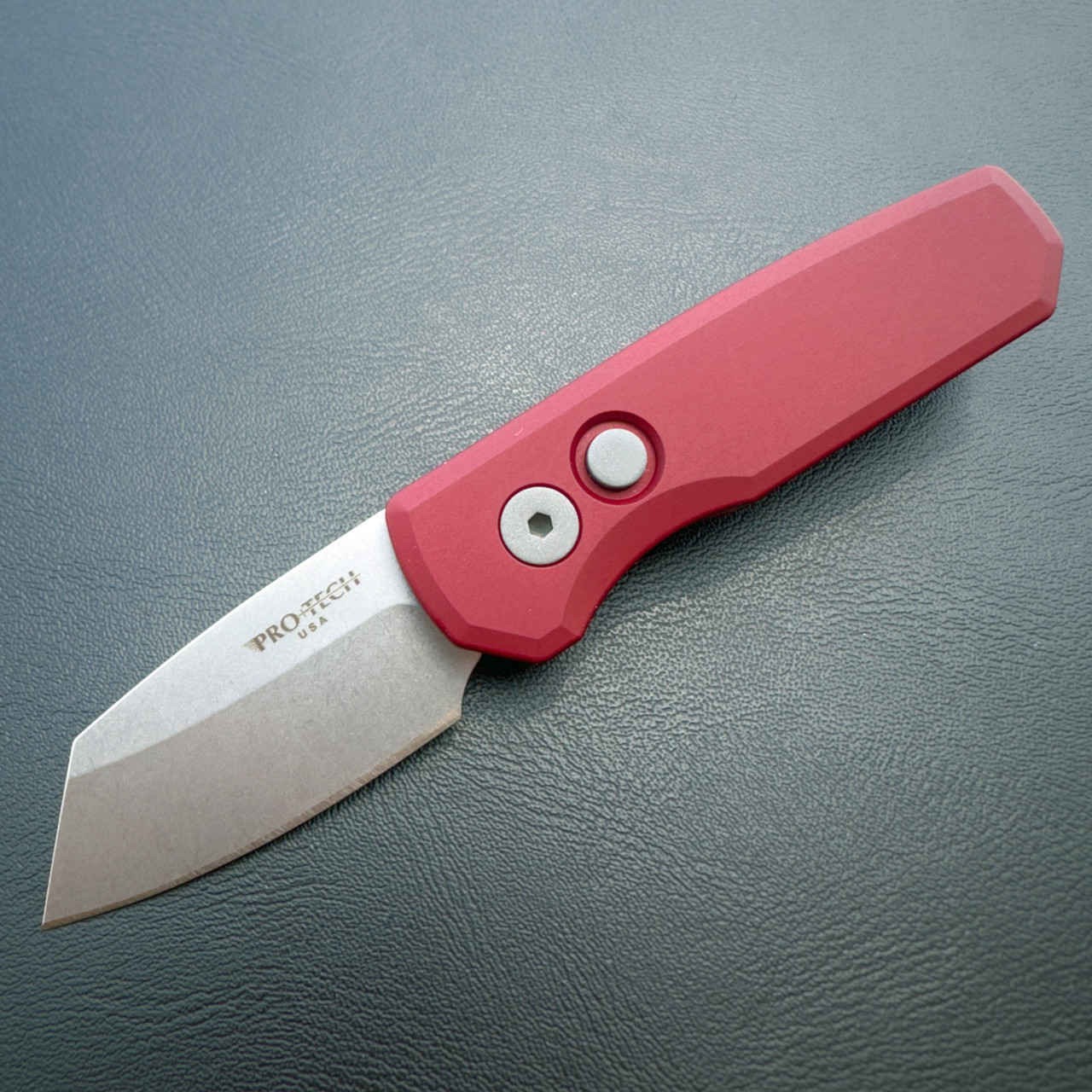 Pro-Tech Runt 5 Automatic (R5401-RED) - 1.9" MAGNACUT Stonewashed Reverse Tanto Blade, Red Aluminum Handle