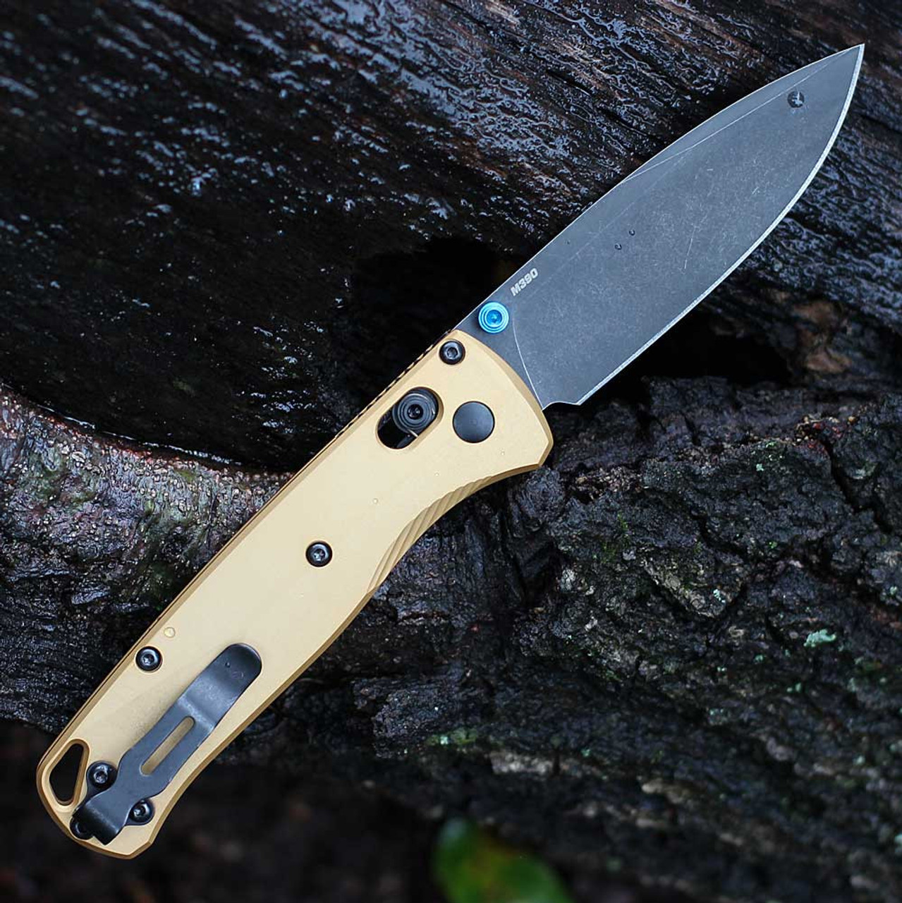 Benchmade 535BK-07 black DLC battlewash drop point blade detail