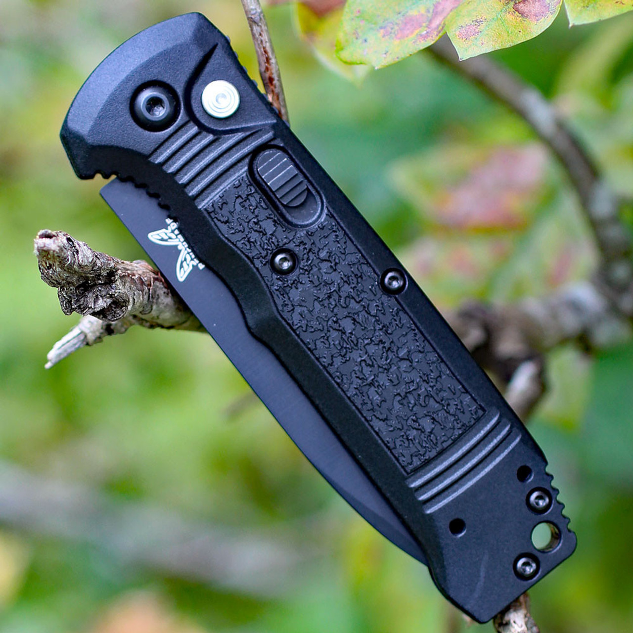 Black Textured Grivory handle on Benchmade Casbah Auto