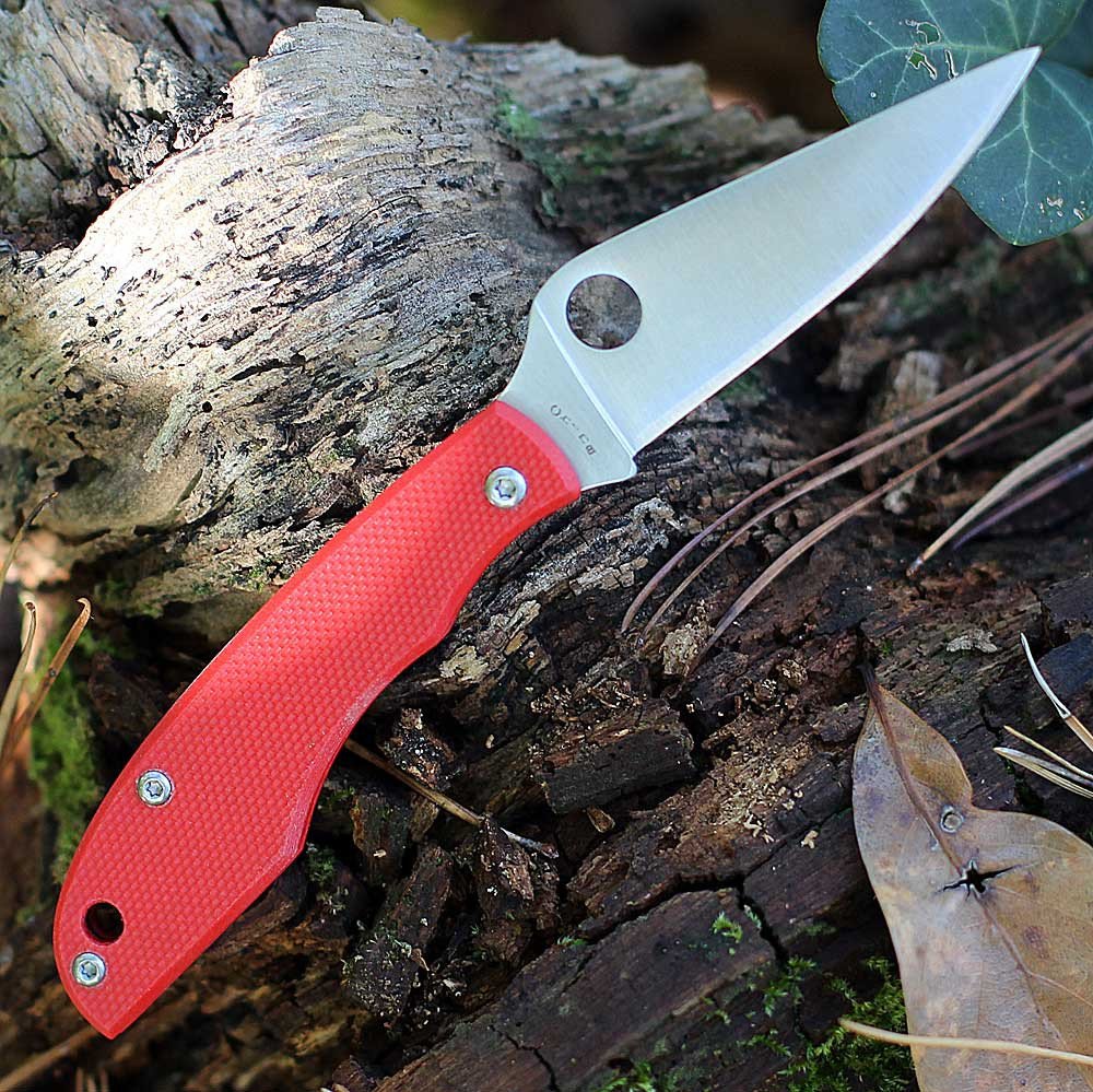 Spyderco GrassHopper G-10 C138GRDP red G-10 handle open view showing 12C27 satin leaf-shape plain blade