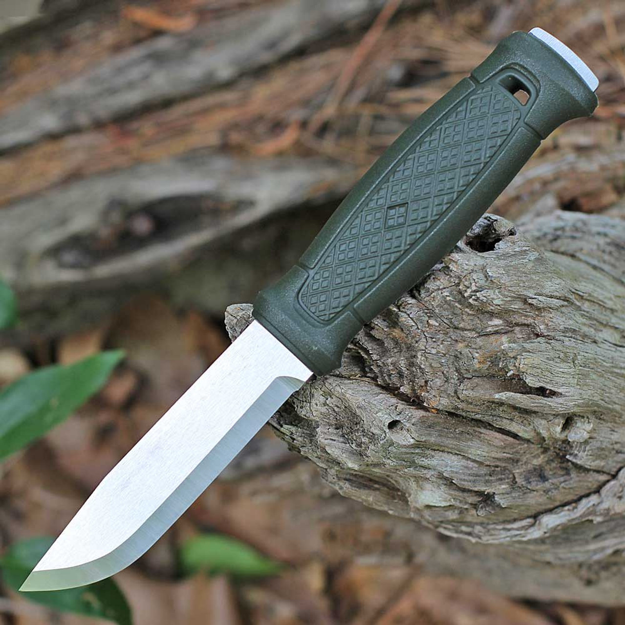 Mora Garberg (FT14472) 4.25" Stainless Steel Satin Drop Point Plain Blade, Green Polymer Handle, Green Polymer Belt Sheath