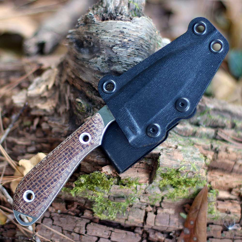 White River M1 Caper WRM1-BNA closed in Kydex sheath