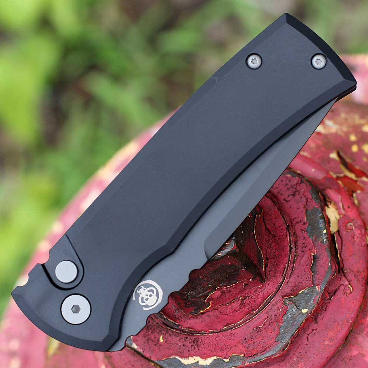 Chaves / Pro-Tech Redencion 229 (CHAVCK-1A10-2G3F-6D1) 3.37" Black DLC Coated S35VN Tanto Plain Blade, Black Aluminum Handle, Black Steel Pocket Clip, Blasted Hardware