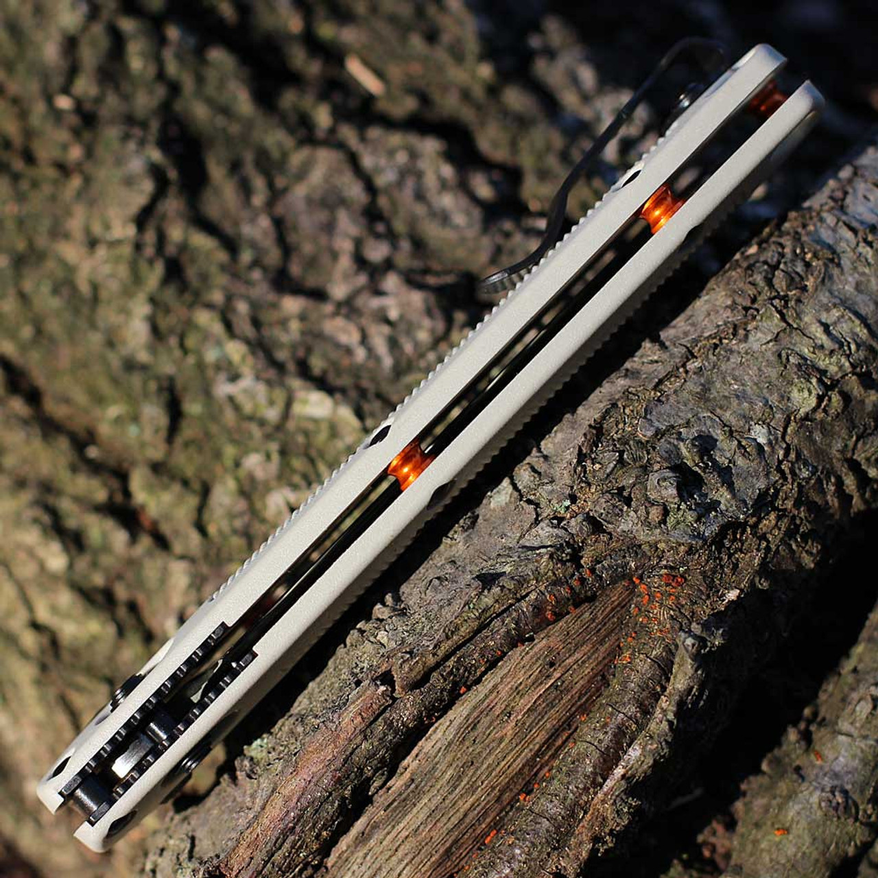 Benchmade 15536GN-01 Taggedout - 3.50" Elmax Stainless Powder Steel Clip Point Plain Blade, Tan Grivory Handle