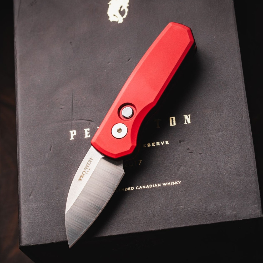 Pro-Tech Runt 5 R5300-LTD Red | CPM MagnaCut Wharncliffe | Knifeworks