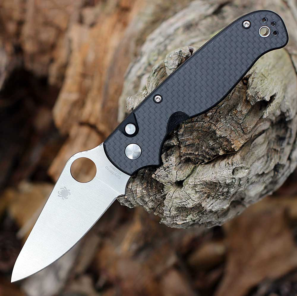Spyderco Buttonup C275CFP carbon fiber G-10 laminate handle open view showing button lock and 8Cr13MoV satin clip point blade
