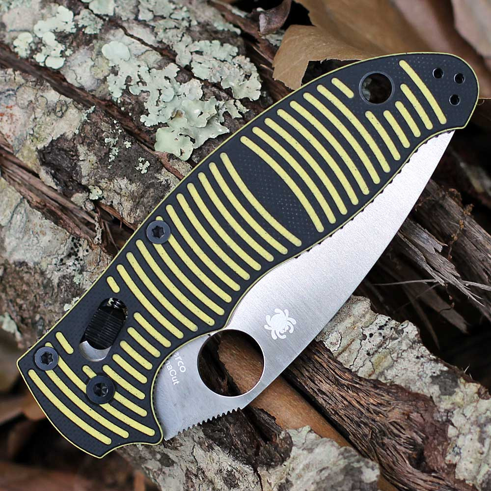 Spyderco Manix 2 Salt C101GBKYLMCP2 open — black and yellow G-10 ribbed handle, Spyderco logo, Round Hole, CPM MagnaCut blade