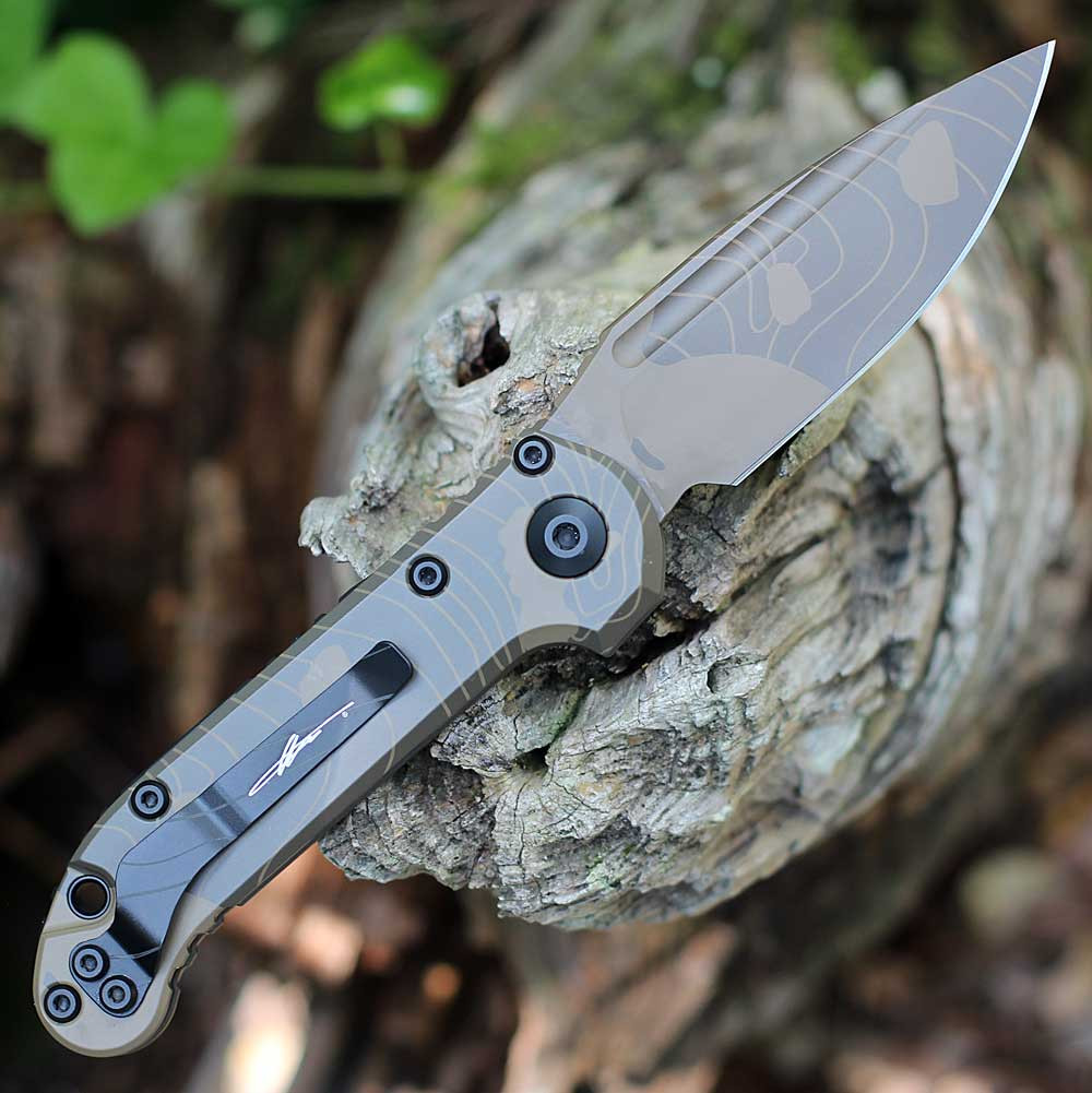 Microtech LUDT S/E Gen III Signature Series - 3.40" Bohler M390MK -Topo Badlands Camo Blade, Badlands Camo Smooth Aluminum Handle - 1135S-1TPBNCS-Z4