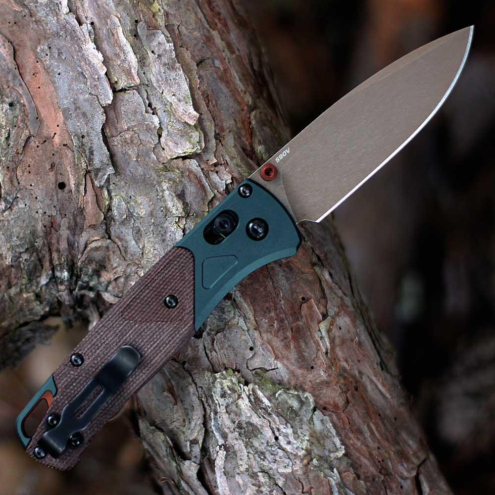 Benchmade Bugout 535FE-2602 | CPM-S90V Taiga Green | Knifeworks