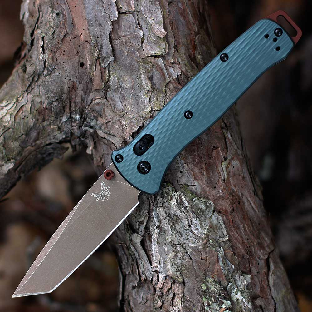 Benchmade Bailout 537FE-2601 open — CPM-S90V FDE Battlewash tanto blade, textured Taiga Green aluminum handle, AXIS Lock, Burnt Copper hardware