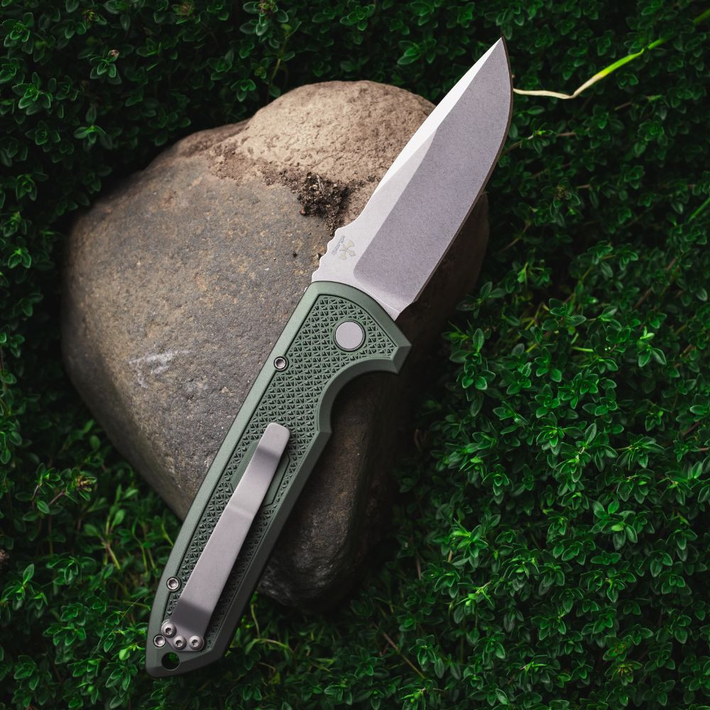 Pro-Tech Rockeye Auto Les George - 3.375" CPM-MagnaCut Stonewash Drop Point Blade, Carbide Textured Green Aluminum Handle - LG3105-GREEN