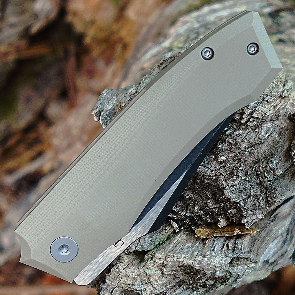 Boker Plus Kazy 01BP0068 Coyote Tan G-10 handle — ergonomic contour, front flipper, blade hump, Liner Lock, ball-bearing pivot, 2.43 oz