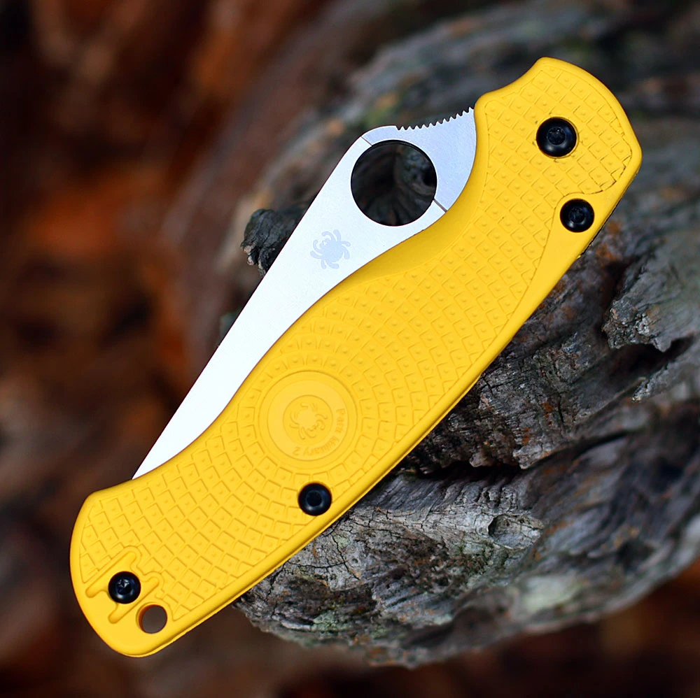 Spyderco Para Military 2 Salt C81PYL2 yellow FRN — Bi-Directional Texture, Salt Series marine hardware, 4.82 in closed, 2.8 oz