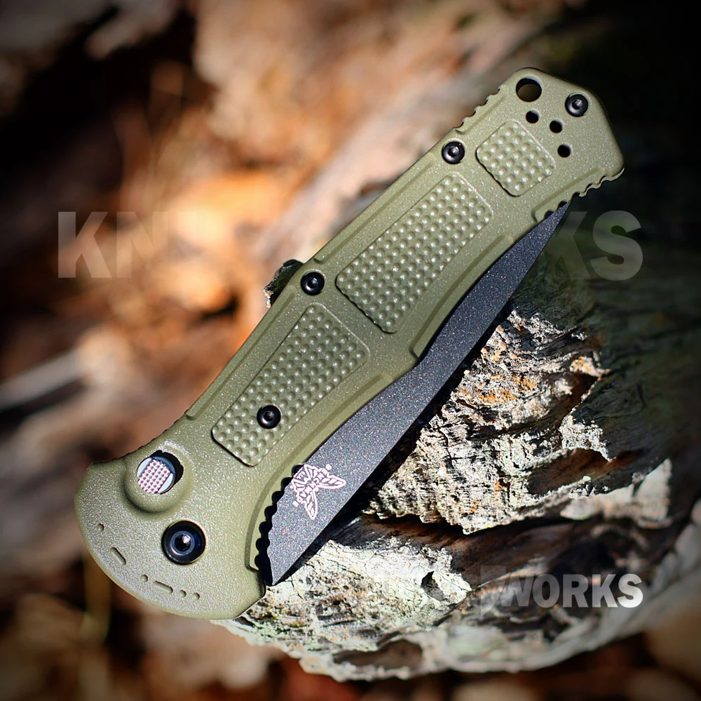 Benchmade Claymore Ranger Green Grivory Handle Texture Detail View