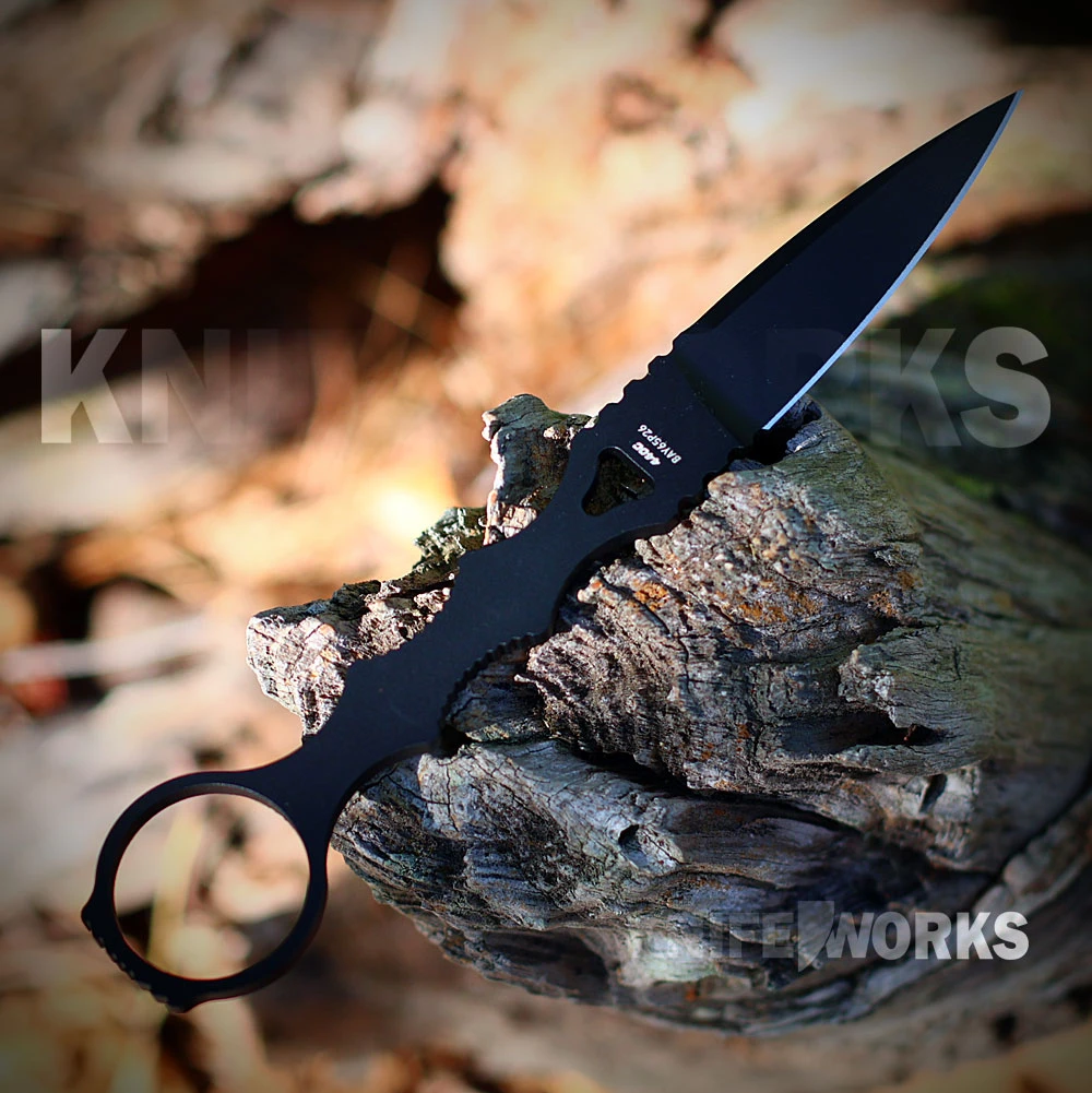 Benchmade SOCP Single-Edge Dagger Full Flat Grind Blade Detail View