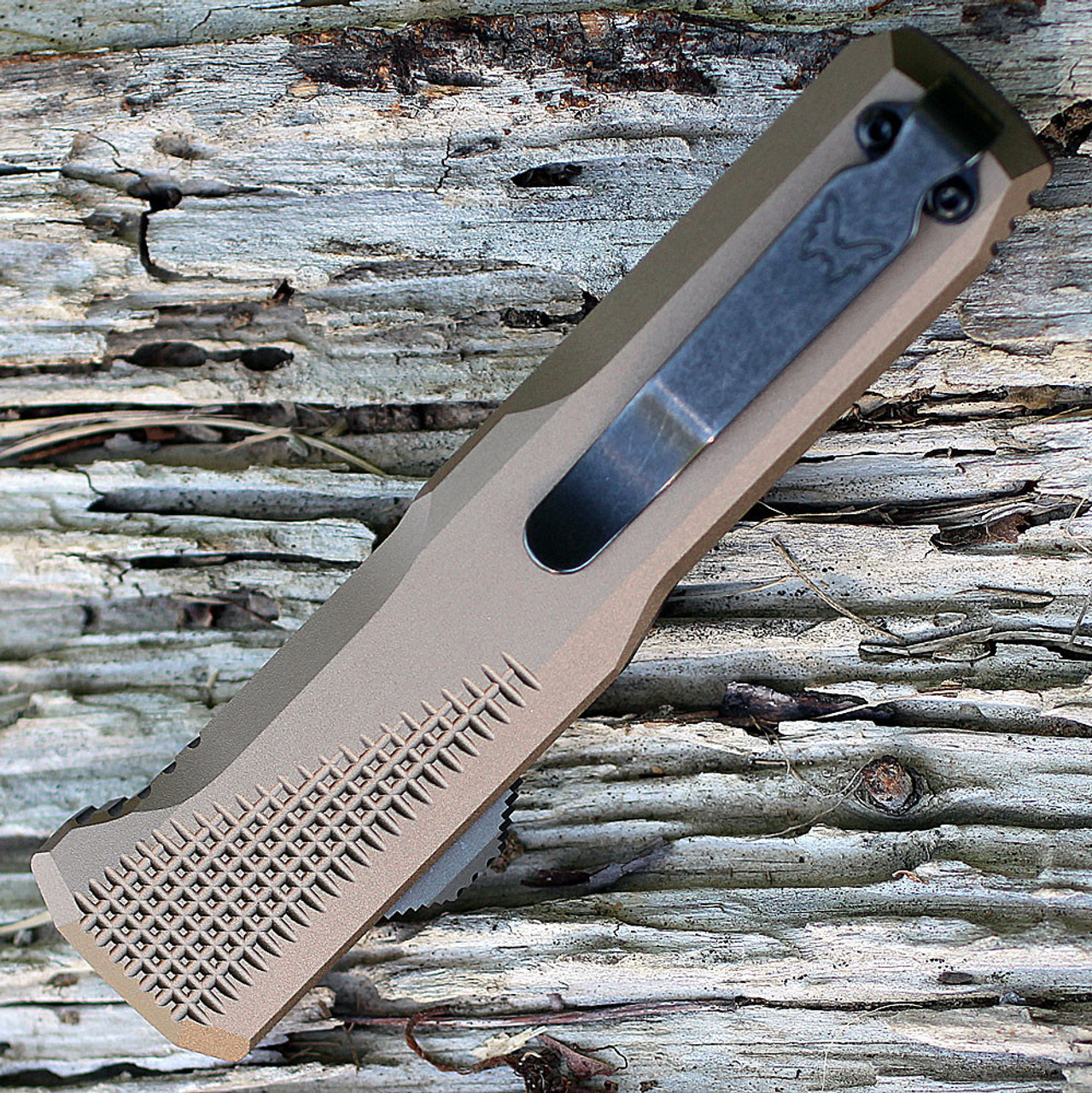 Dark Earth Anodized Aircraft Grade Aluminum handles on Phaeton