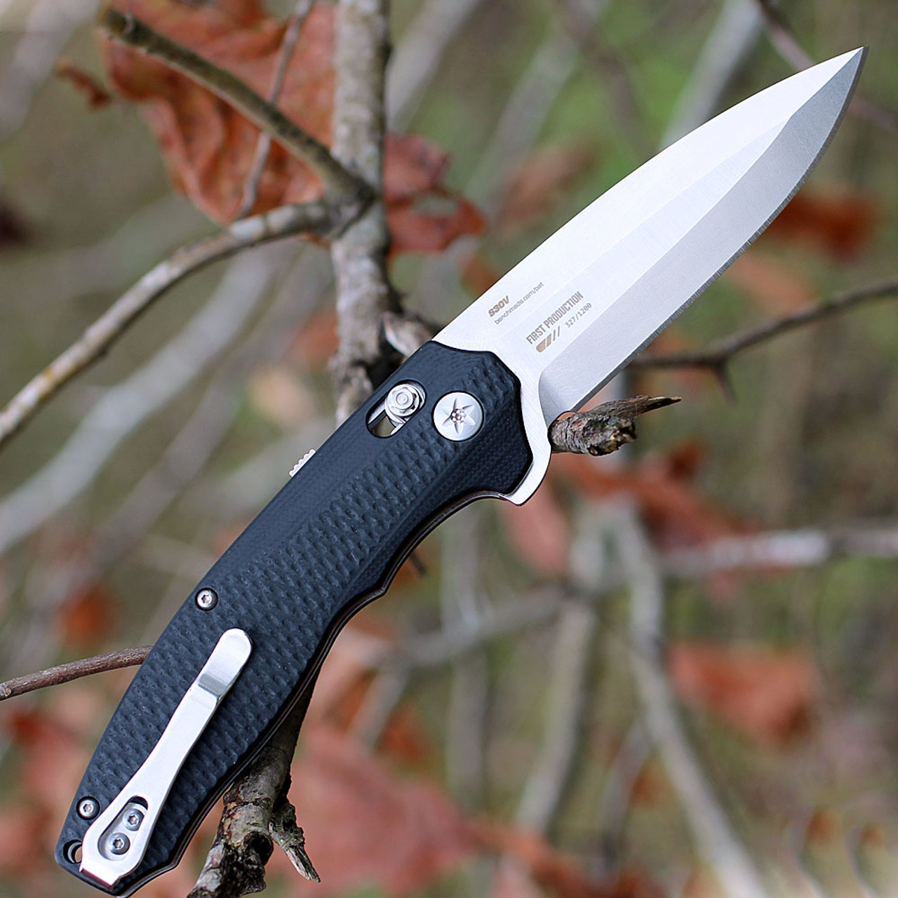 Benchmade Vect Axis Assist (495) 3.6" CPM-S30V Spear Point Satin Plain Blade, Black Contoured G-10 Handle