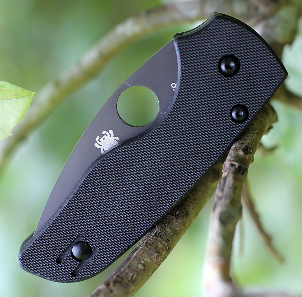 Spyderco Lil Native compression lock black G-10 handle