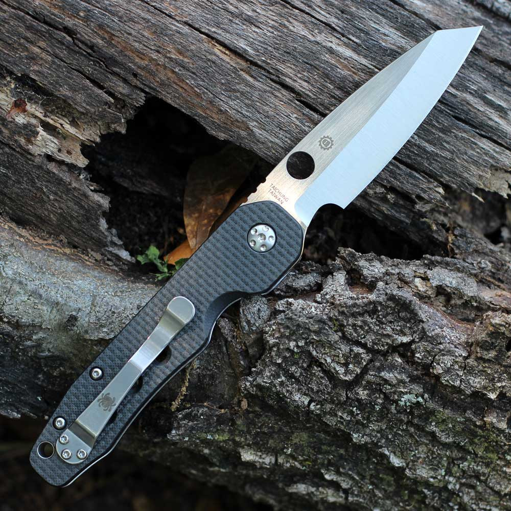 Spyderco Smock Folder | C240CF | Knifeworks Spyderco Smock Folder | C240CF | Knifeworks