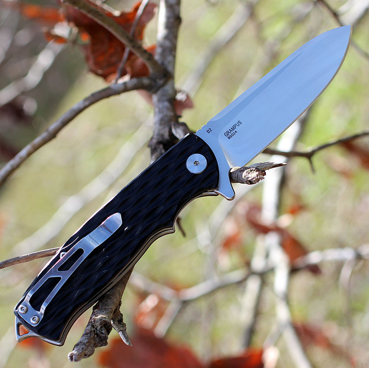 Bestech G02A Grampus, 3.5" D2 Plain Blade, Black G-10 Handle