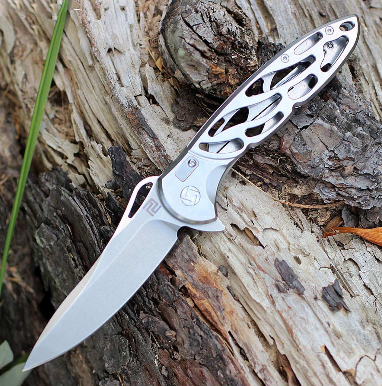 Artisan Dragonfly ATZ1801PSW, 3.94" D2 Plain Blade, Stonewash 2cr13 SS Handle